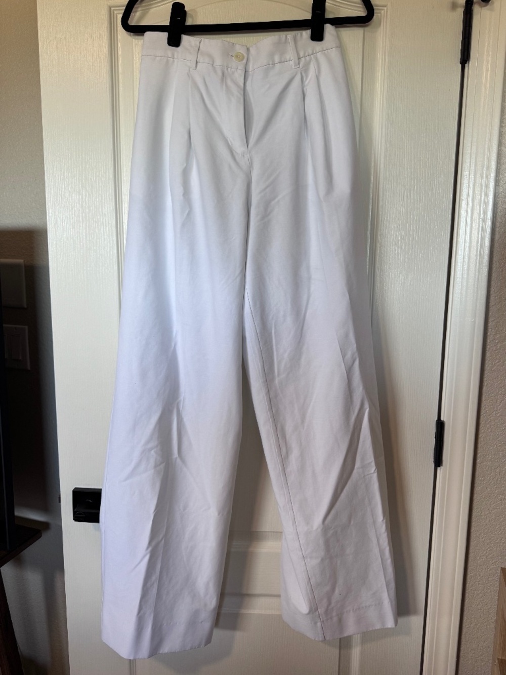 Lululemon - LuluLinen Trouser